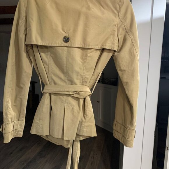 Y2K Womens Short Beige Trench Coat - Picture 2 of 3